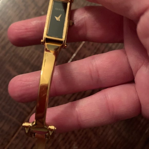 Gucci gold watch - Picture 4 of 15